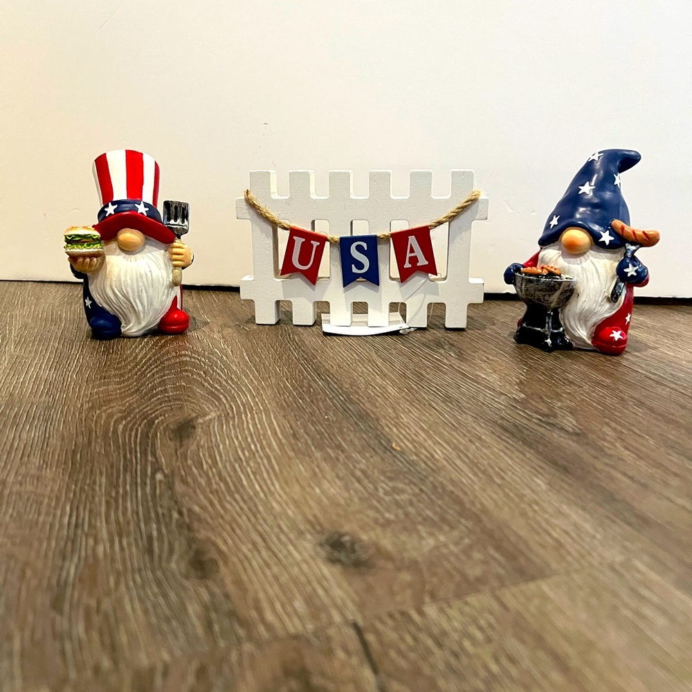 Super Cute Grilling Gnomes and USA Picket Fence- Set of 3- NWT